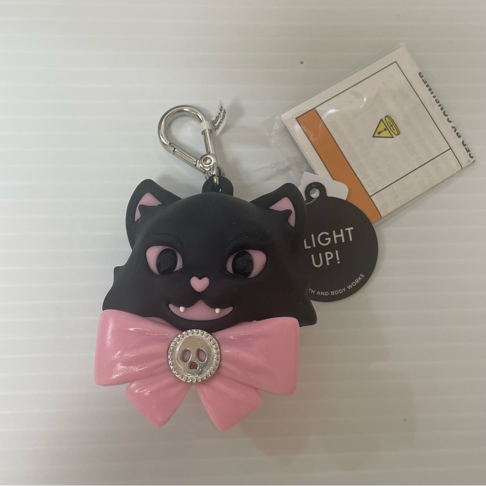 Bath and Body Works Glow In the Dark Halloween Bag & Cat Light Up Charm - Picture 7 of 8